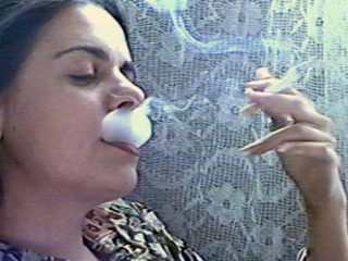 Lavinia And Carmen Second Hand Smoke
