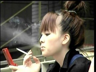 Chain Smoking Girls 2