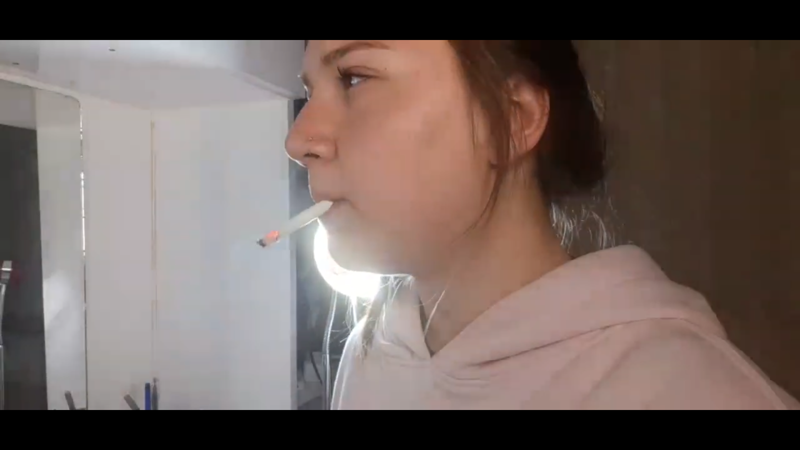 Get Ready with Me Smoking Yuliana