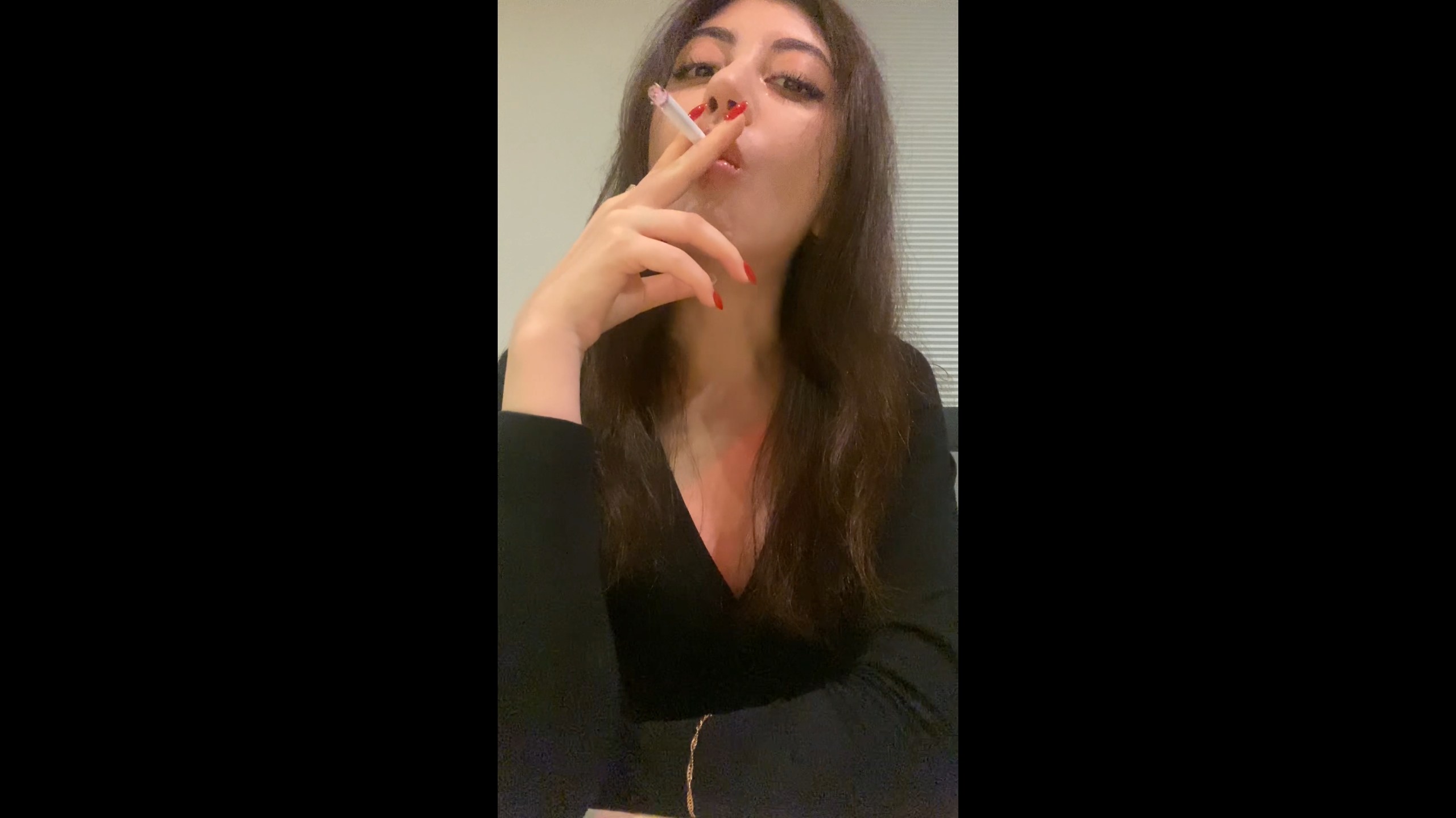 Thick Deep Inhales for You Smoking Gangsta